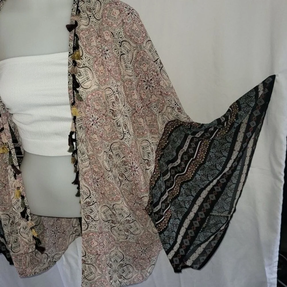Mystree Chiffon Tassel Kimono